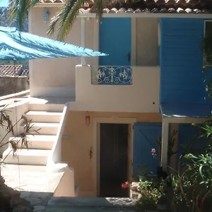 https://la-maison-de-carol.fr-provencehotel.com