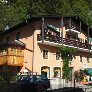 Ernst Apartment